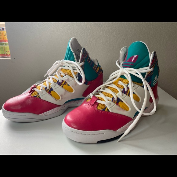 Adidas sneakers - Picture 3 of 5